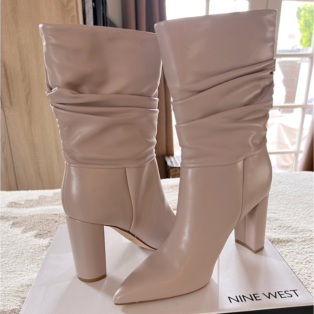 Nine West Denner3 Boot in Taupe color Size 7.5